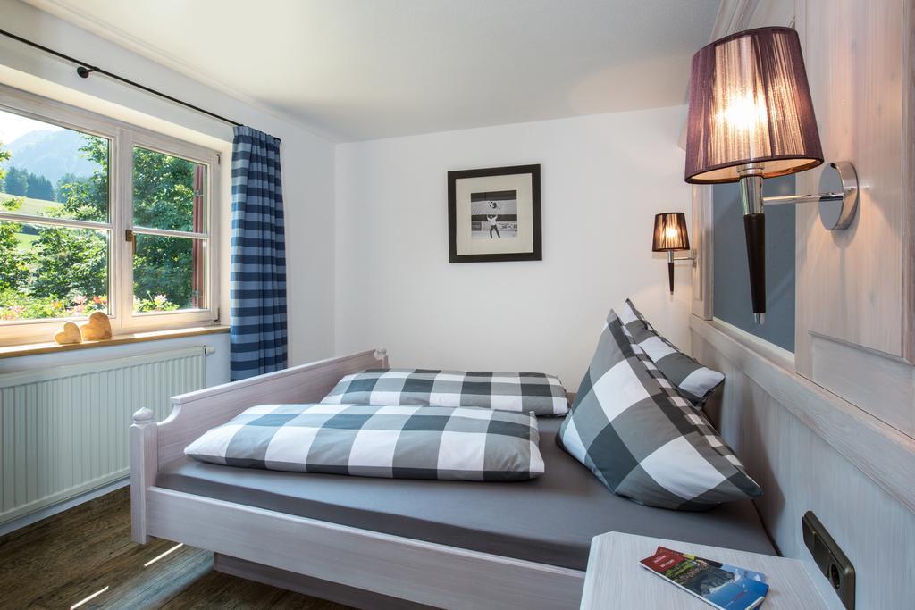 Ferienwohnung Der Landhof Oberstdorf Zimmer foto